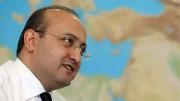 Başbakan Yardımcısı Yalçın Akdoğan'ın özgeçmişi