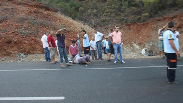 Fethiye'de Minibüs Şarampole Yuvarlandı