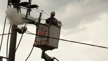 Trafoya Düşen Yıldırım Yangına Sebep Oldu