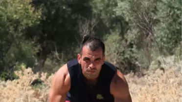 Milaslı Sporcu Balkan Şampiyonası'na Zeytinlikte Çalışarak Hazırlanıyor