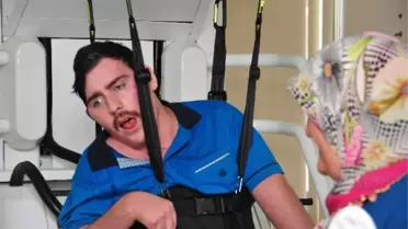Umut'un 'Robogait' Cihazıyla Tedavisine Başlandı