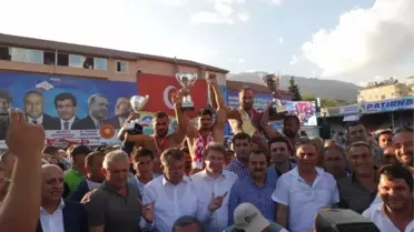 662. Tarihi Elmalı Güreşleri'nin Başpehlivanı 2. Kez Orhan Okulu Oldu