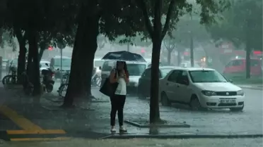 Sakarya'da Yağmur Su Baskınlarına Sebep Oldu