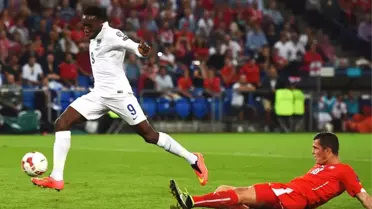 İngilizler Welbeck ile Güldü: 0-2