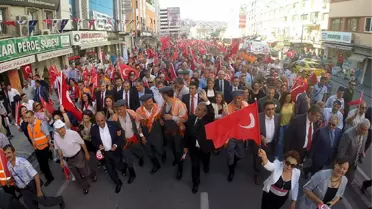 İzmir, Zaferin 92. Yılını Kutladı