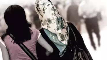 Başını Açmayana Diploma Yok!