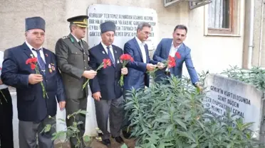 Bursa'da Şehit Yüzbaşı Cemal ve Silah Arkadaşları Unutulmadı