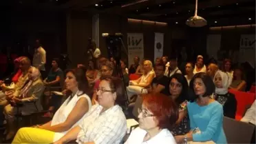 Uzmanlar, Tiroid ve Meme Kanserinde Tedavi Yöntemlerini Anlattı