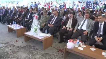 Hakkari'de 74 Bin Öğrenci Eğitim ve Öğretime Başladı