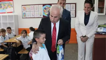 Vali Şahin, Minik Öğrencileri İlk Derslerinde Yalnız Bırakmadı