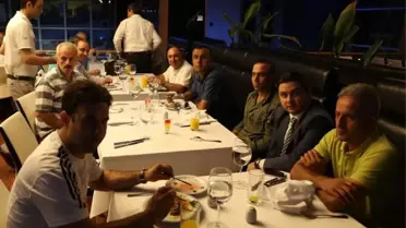 Başkan Yılmazer Şampiyonlarla Yemekte Buluştu