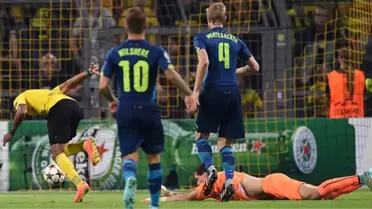 Borussia Dortmund, Arsenal'ı 2-0 Yendi