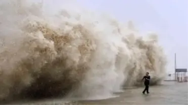 Kalmaegi Tayfunu Çin'i Vurdu