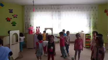 Gölbaşıda Anaokulu Öğrencileri İlk Ders Zili Çaldı