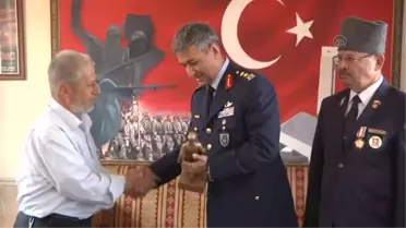 Vali Erol, Konya'da Yaşayan En Yaşlı Gaziyi Ziyaret Etti