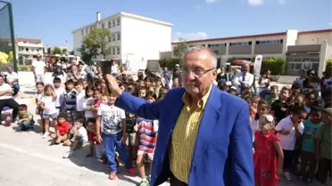 Çeşme'de İlköğretim Haftası Kutlamaları