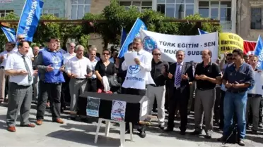 Türk Eğitim-Sen'den Tabutlu Eylem