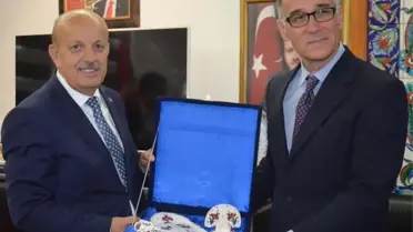 Amerikalı Profesör Adell Brown'dan Başkan Sargın Ziyareti