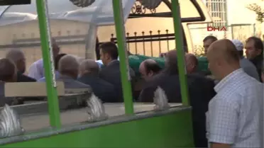 Sancaktepe'de Boşanmak İstediği 19 Yıllık Eşi Tarafından Öldürülen Nermin Tabak, Sevenleri...