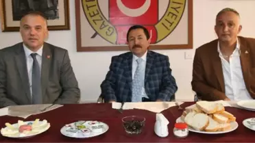 Vali Basın ile Kahvaltıda