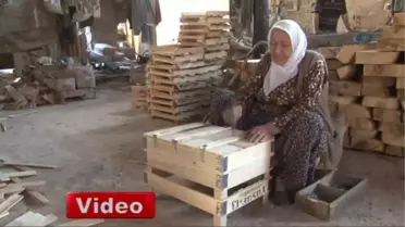 90'lık Lütfiye Nine'den İbretlik Çalışma Azmi