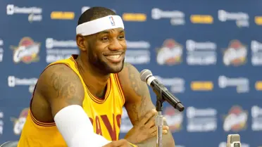 Lebron James: '29 Yaşındayım ve Hâlâ Potanın Üzerinden Uçabiliyorum'