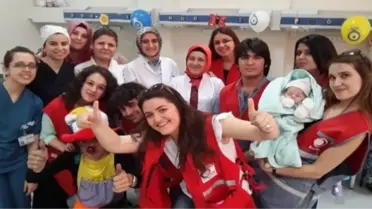 İHH'dan Gazzeli Çocuklara Eğlence Programı