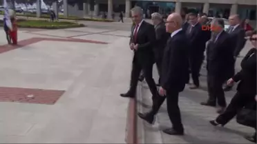 Talat: Uluslararası Toplumu Çözüm İstediğimize İkna Etmeliyiz