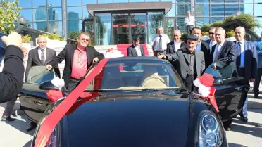 Ankara'da Süt Sağarken Porsche Kazandığını Öğrendi