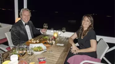 Avrupa Güzeli Erberk, Ünlü Oyuncu Murat Onuk ile Yemekte Buluştu