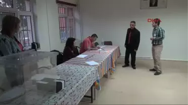 Edirne Trakya' da Soydaşlar Sandığa Gitti 2-