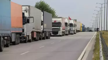 Kapıkule ve Hamzabeyli'de Tır Kuyruğu