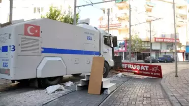 Antalya'da Kobani'ye Destek Eylemine Polis Müdahale Etti (2)