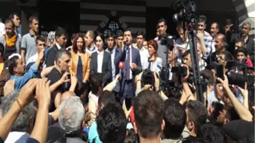 Demirtaş: Gelin Kobani'yi Birlikte Kurtaralım