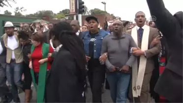 ABD'de Siyahi Gencin Polis Tarafından Vurulması Protesto Ediliyor