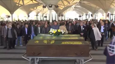 Hüseyin Üzmez'in Cenazesi Toprağa Verildi (1)