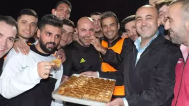 Ada Mina'nın Şerefine Baklava