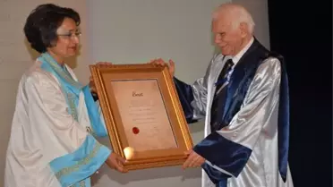 Ege Üniversitesi'nin 60.açılış Törenine Yaşargil Damgası