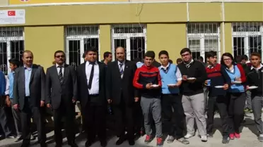 Öğrenci Meclis Başkanı Seçildi, Pilav Ayran Dağıttı