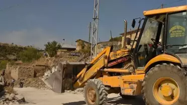 Yeni Mahallelerde Parke Çalışması Sürüyor