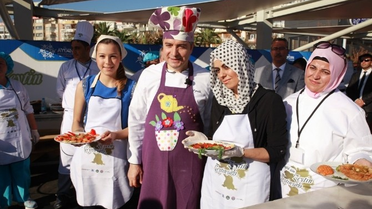 Aydınlı Bayanlar Zeytinyağlılarıyla Yarıştı