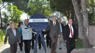 CHP'den Balıkesir Adliyesine Siyah Çelenk