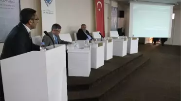 Türklerde Tarih Bilinci ve Tarih Yazıcılığı Sempozyumu Devam Ediyor