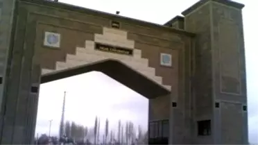Niğde Üniversitesi'nde 19 Öğrenci Zehirlendi
