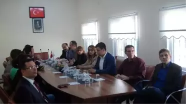 Alman Milletvekilleri Nizip'te Suriyeliler'le Görüştü