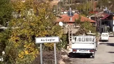 Madenci Ailelerine 1'er Ton Kömür Dağıtılıyor
