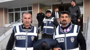 Kayınpederini Öldürüp, Eşini Ağır Yaralayan Temizlikçi Tutuklandı