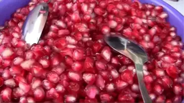 Aşureyi Öğretmenler Yaptı, Kaymakam Dağıttı, Öğrenciler Yedi