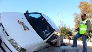 Emniyet Kemerinin Önemi Simülasyon Aracıyla Gösterildi