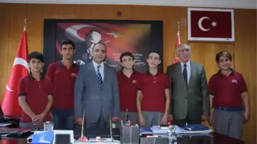 Erzincan'da Lise Öğrencilerinden Örnek Davranış